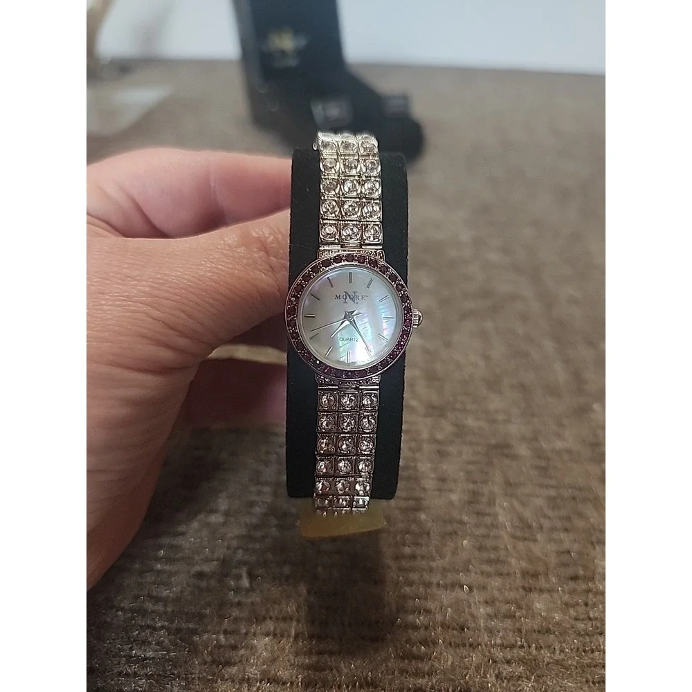 Moore Couture genuine crystal wristwatch‎ is packaged W/ box